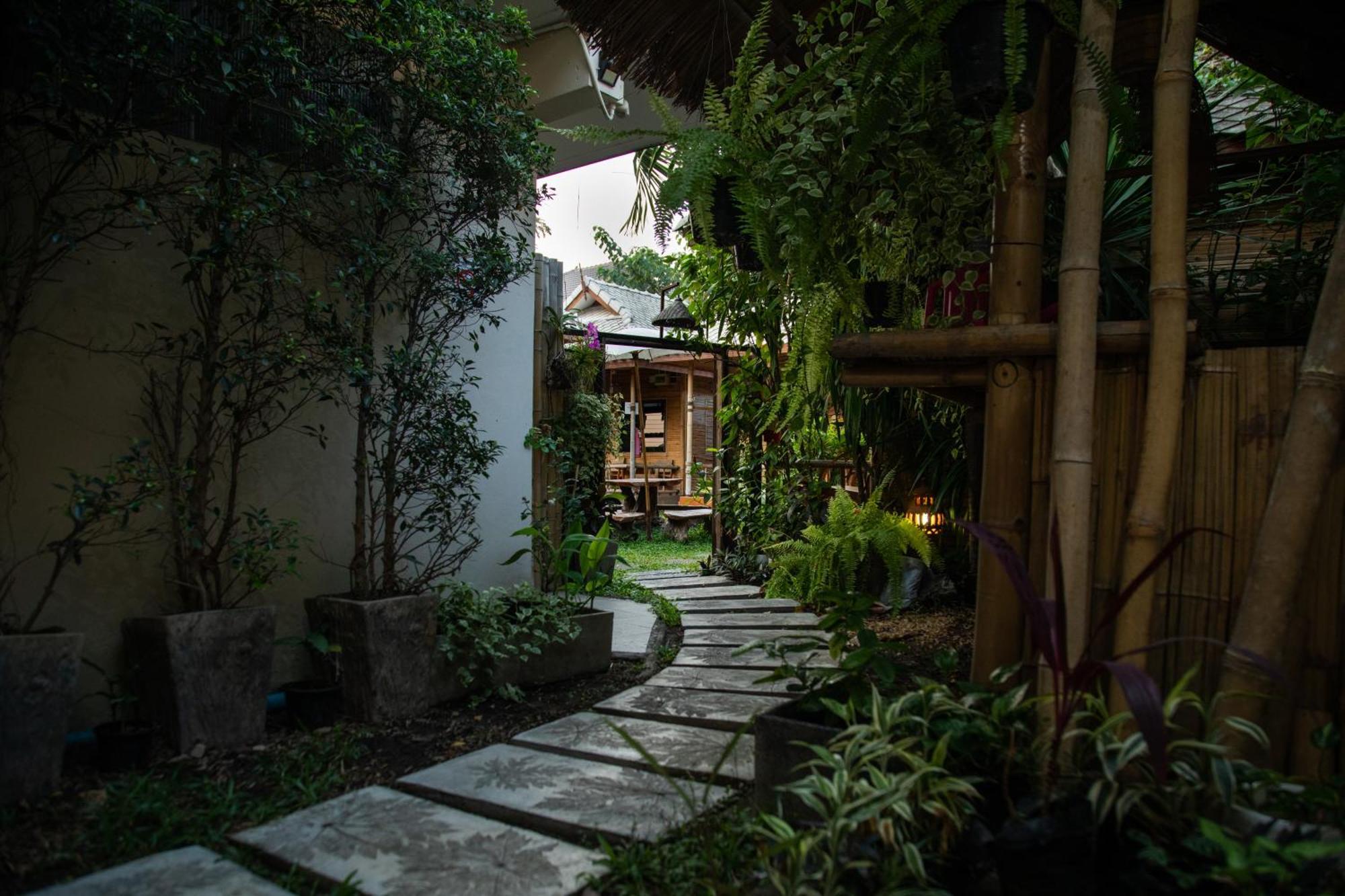 Boutique Hotel & Restaurant, Jaidee Bamboo Huts Chiang Mai Zewnętrze zdjęcie
