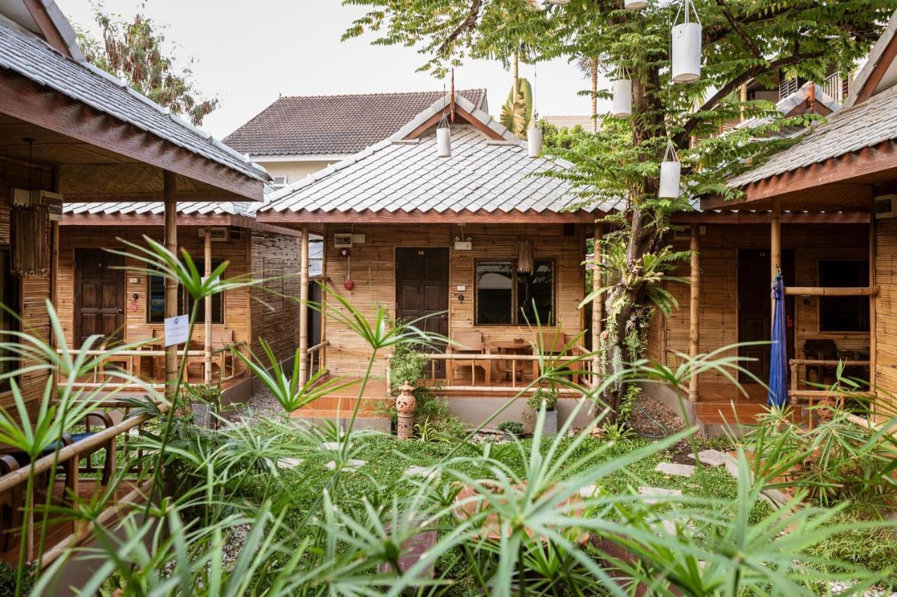 Boutique Hotel & Restaurant, Jaidee Bamboo Huts Chiang Mai Zewnętrze zdjęcie