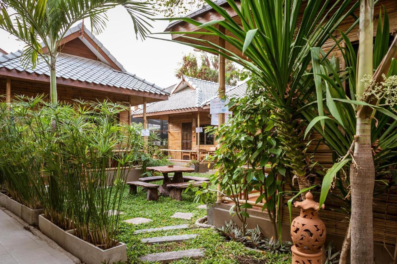 Boutique Hotel & Restaurant, Jaidee Bamboo Huts Chiang Mai Zewnętrze zdjęcie